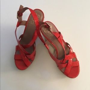 Vince Camuto orange patent leather wedges